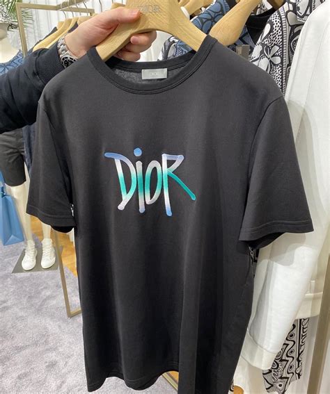 dior t shirt instagram.